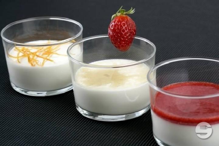 Coconut and Passion Fruit Panna Cotta - Viva Pizza