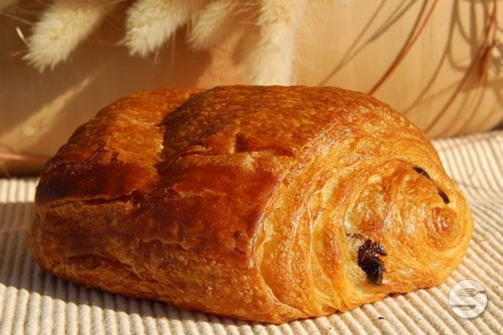 Pain au Chocolat - Montfalcon