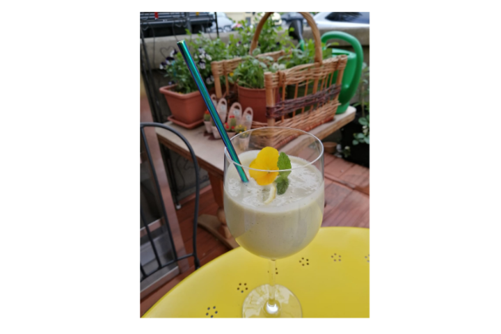 Jus-smooth frais vert à la spiruline - Montfalcon