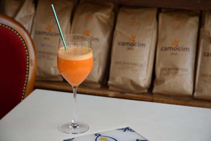 Jus frais du jour - Montfalcon