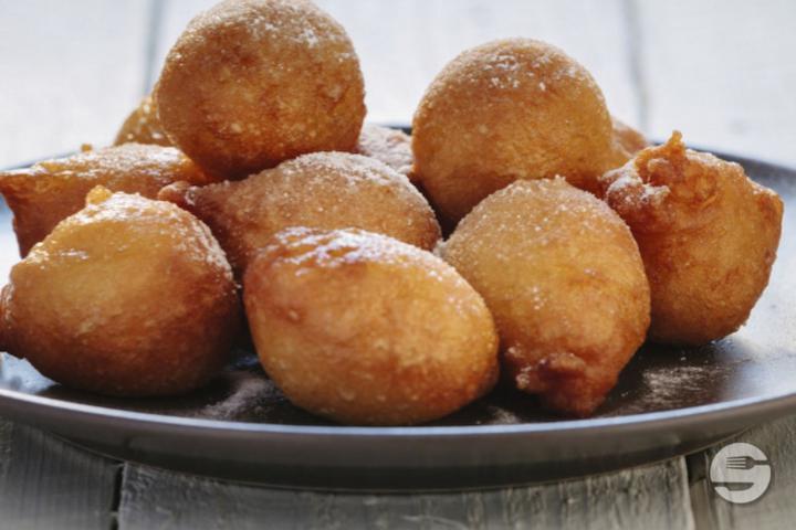 101. Fried Banana - Hong Kong City