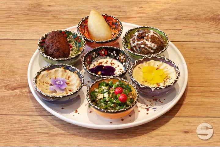 Discovery Plate - Au Coeur du Liban
