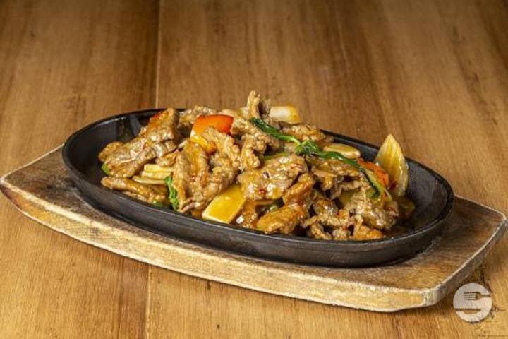 Beef with Black Pepper Sauce - Panda Express
