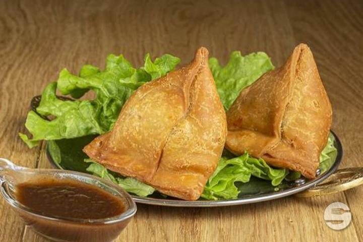 Keema Samosas - Happy Indian