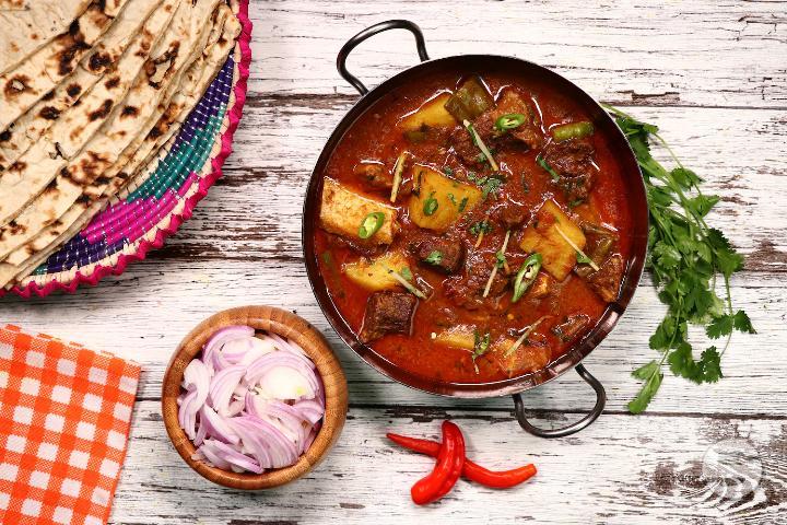 Lamb Vindo Aloo - Happy Indian