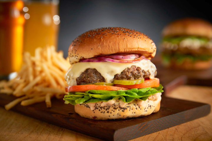 FISH CRAZY BURGER - JUICY BEEF BURGER