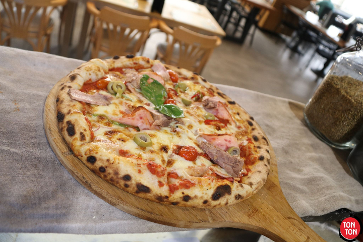 Pizza Quatre Saisons - Riviera Burger