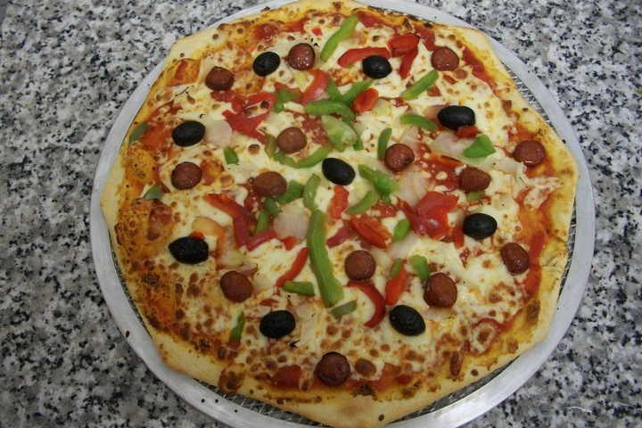 Pizza Merguez Halal - Riviera Burger