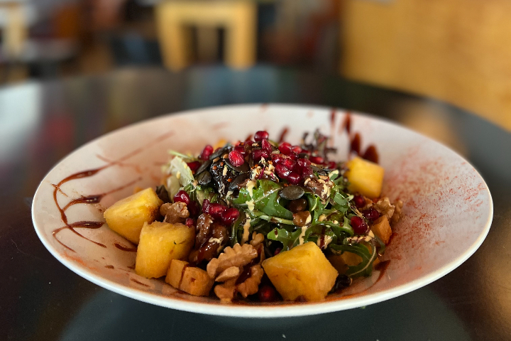 Ensalada de ciruelas - Lucha Libre