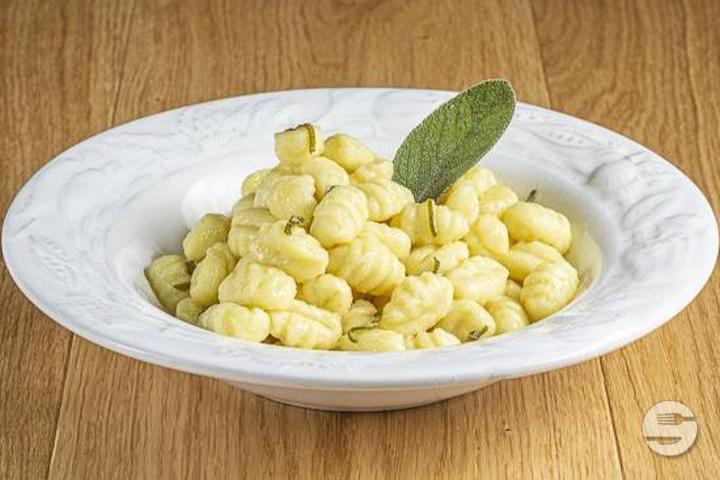 Gnocchi with Gorgonzola - Angel's