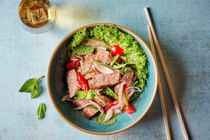 34. Beef (entrecote) Cambodian style salad - Suan Long Oerlikon