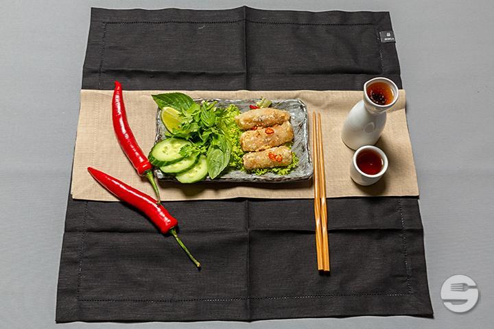 12. Vietnamese spring roll with vegetables - Suan Long Altstetten