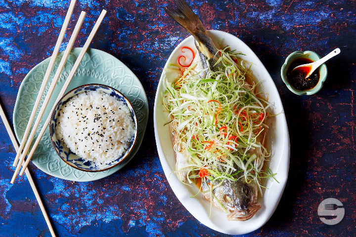 80. Steamed whole fish (loup de mer) with black bean sauce - Suan Long Altstetten
