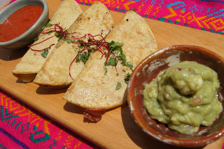 Trio de Quesadillas - Lucha Libre