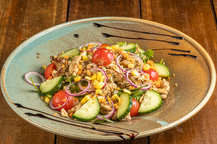 Salade alternative vegan au Poulet - VEGAN - Blaqk Pizza