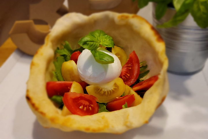 Caprese di Bufala Basket - 3P Pizza, Pasta, Panini