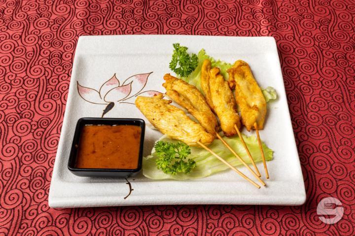 19. Chicken Skewers - Buffet d'Asie