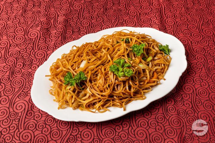 94. Stir-Fried Noodles with Vegetables - Buffet d'Asie