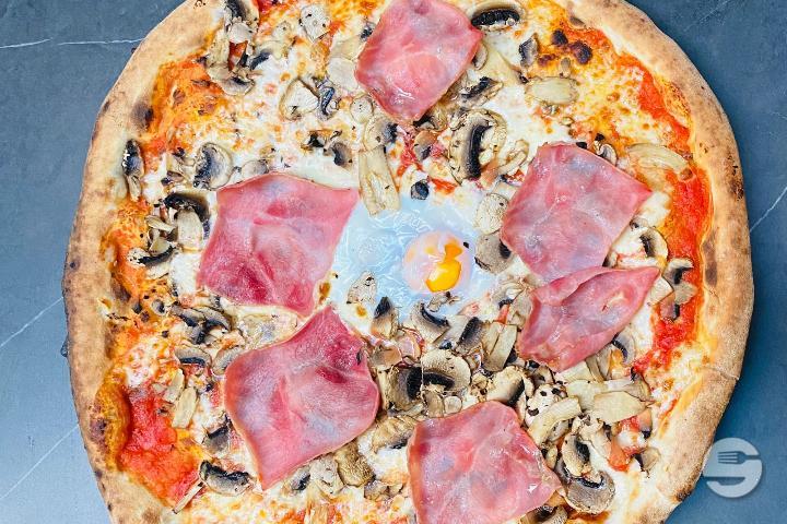 Pizza Capricciosa - Pasta d'Oro
