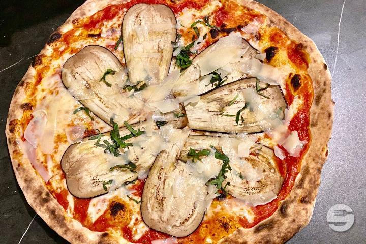 Pizza Parmiggiana - Pasta d'Oro