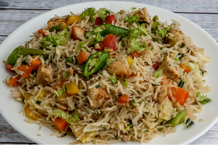 Continental Rice with chicken, green onions, garlic - Sandhu Food