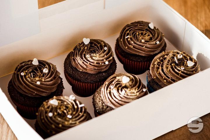 Double Chocolate Cupcakes Box - Smart Sweet