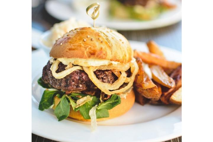 Cheeseburger - Swethlana Indian Restaurant