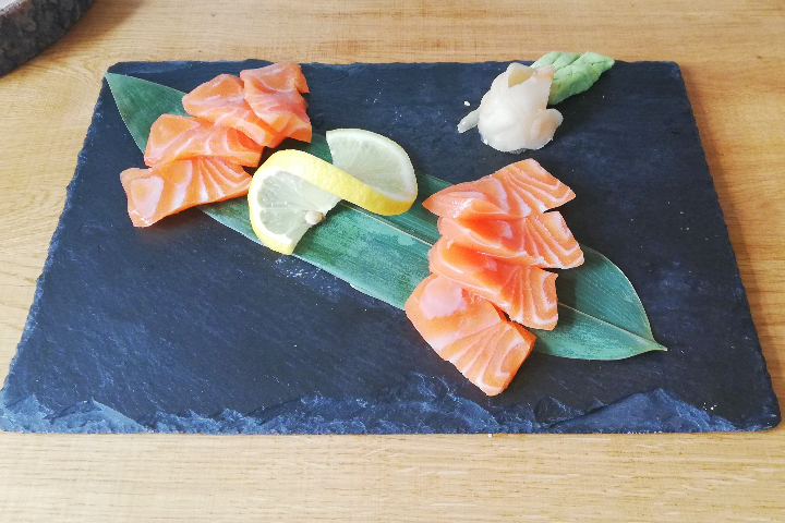 53 - Sashimi Salmone - Panariello's Bar Bistrot Pizzeria