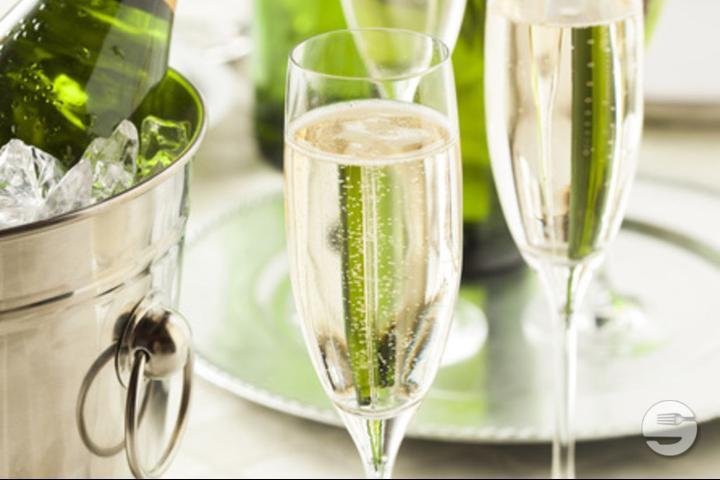 Champagne - Woodland Village