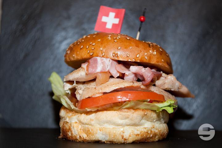 The Chicken Burger - Mun'Cheez