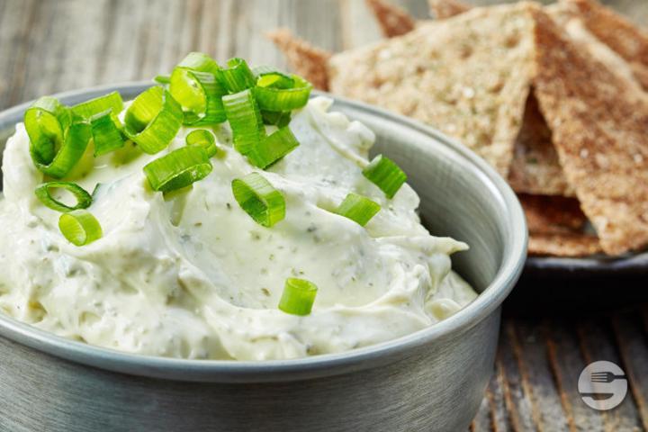 Yogurt and Chives White Sauce - Boxburger