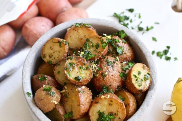 Portion of Parsleye Potatoes - Boxburger