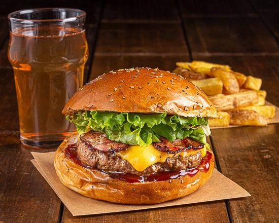 MENU SMOKEY BIG CHEESE AND BACON - Holy Cow! Gourmet Burger Co.
