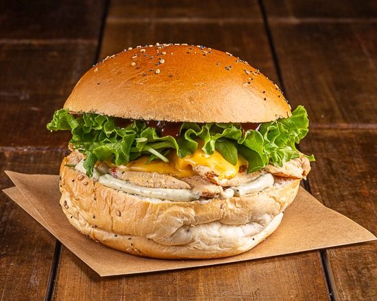 BBQ CHICK'N'CHEESE - Holy Cow! Gourmet Burger Co.