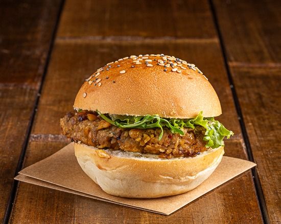 JUNIOR VEGGIE - Holy Cow! Gourmet Burger Co.