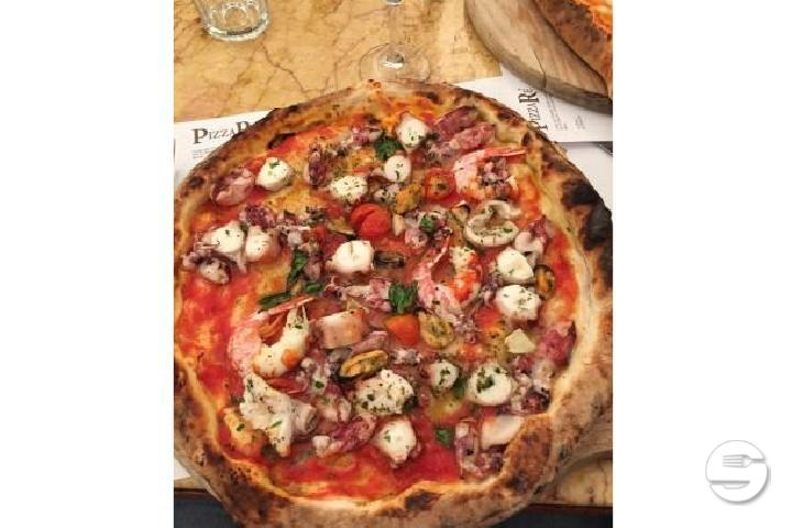 Pizza Pescatore - Im Guet Pizzeria