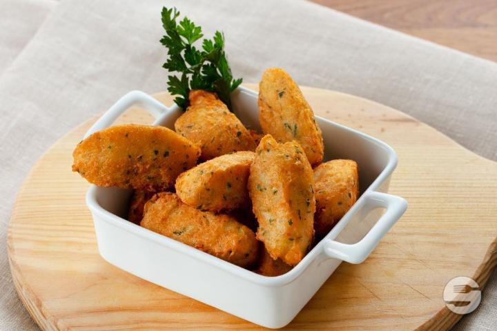 Bolos of Bacalhau - Churrasqueira Mondego