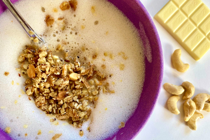 Emma´s Müesli Klassiker Weisse Schokolade & Cashewnüsse - Emma's Müesli & Cakes Basel