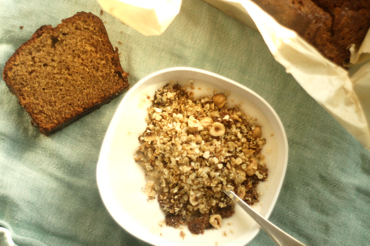 Emma´s Müesli Banana Bread, Hazelnuts, Cinnamon - Emma's Müesli & Cakes Basel