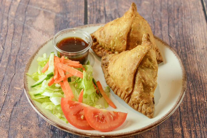 Veg Samosa - La Cuisine Indienne - Thaï & Hot-Dog