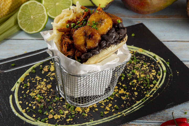 SPEZIAL PABEYON GEGRILLTES POULET - 1 Stück - MyLatinFood