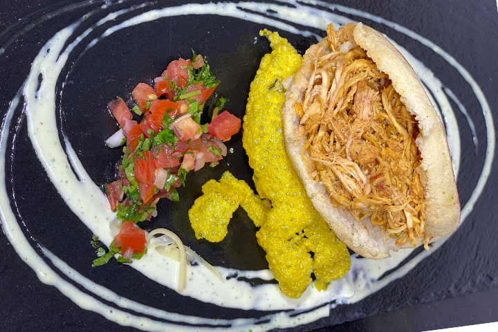POLO MECHADO (SLOW-COOKED POULET) - 1x Stück - MyLatinFood