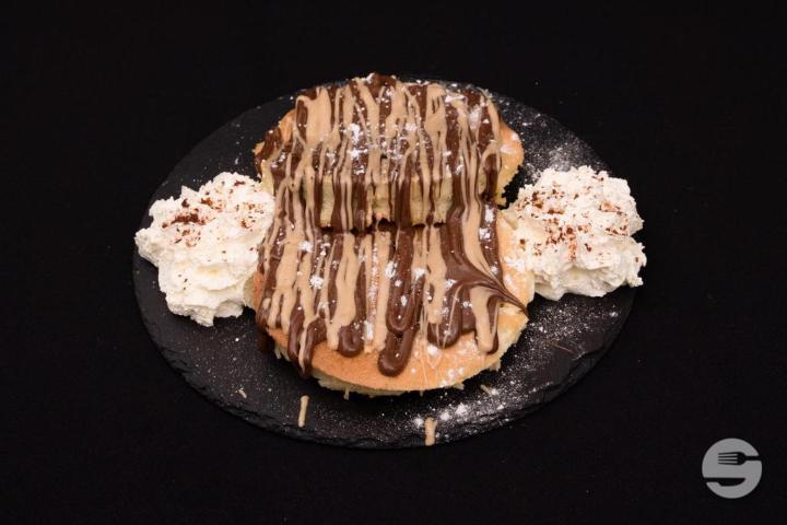 Pancakes le Bueno 🥞 🌰 - Tiramidnight