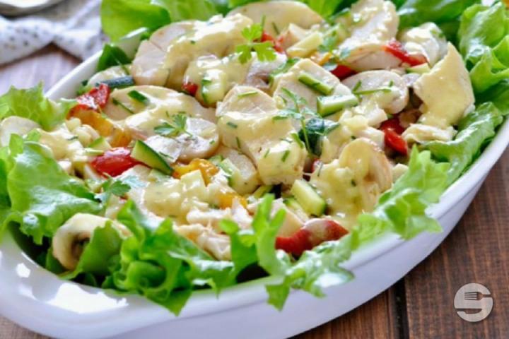 Chicken and Mushroom Salad - Ristorante Caffè Locarno