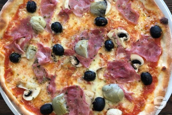 PIZZA 4 STAGIONI - Piccola Roma
