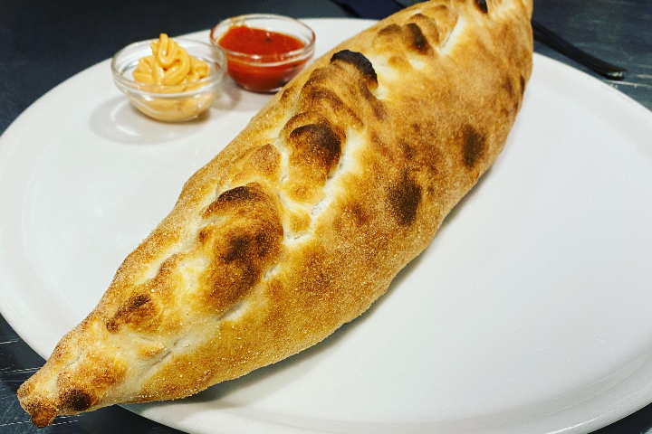 Calzone Porcini Mascarpone - Pronto Pizza