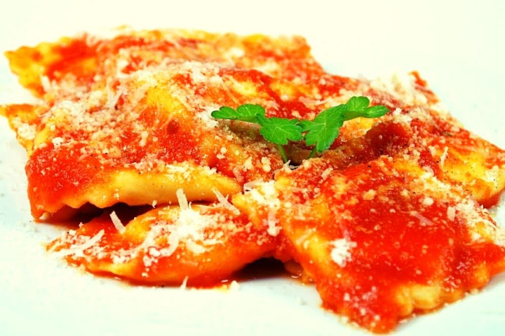 Ravioli alla Napoletana - Donna Rosa