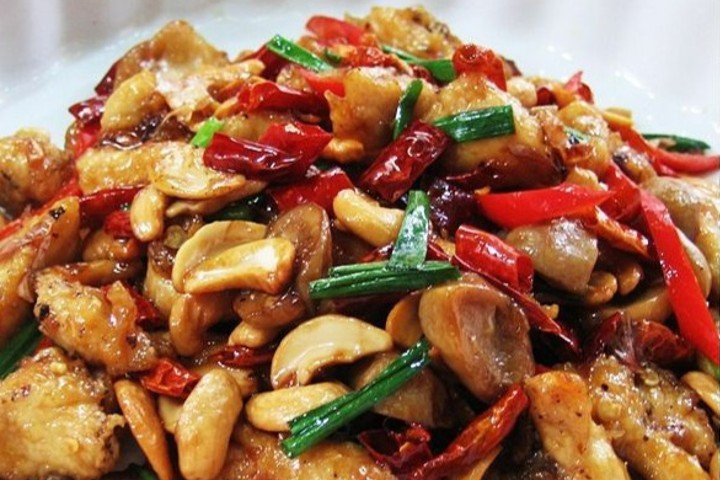 26. Stir Fried Chicken with Cashews 🍲 - KIN-D Thai Take Away