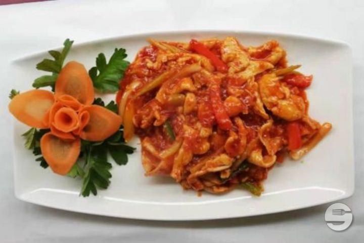 136. Poulet à la Sauce Pimentée - Chef Lin