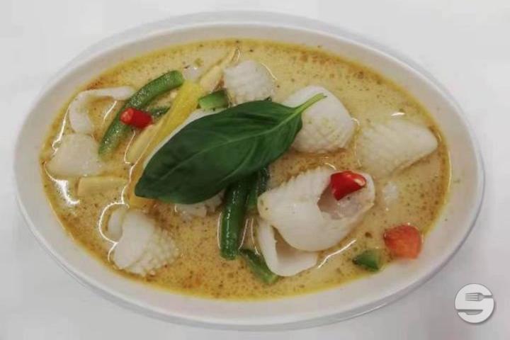 732. Calamars au Curry Vert - Chef Lin